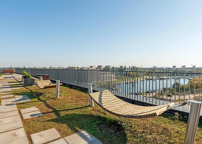 Blue Mandarin - Chlebova *