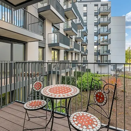 Blue Mandarin - Chlebova Apartment *