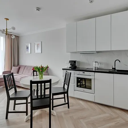 Blue Mandarin - Chlebova Apartment *