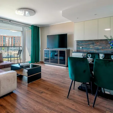 Blue Mandarin - Chlebova Apartment
