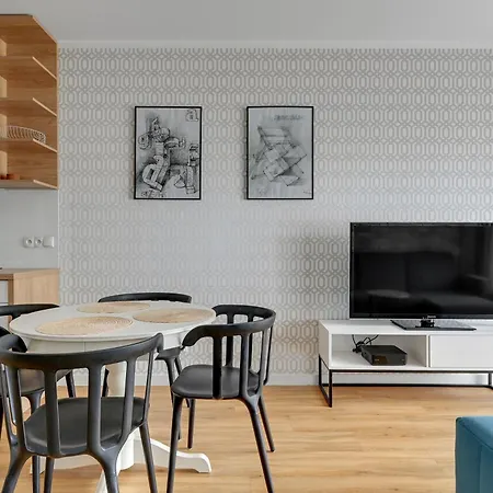 Blue Mandarin - Chlebova Apartment *